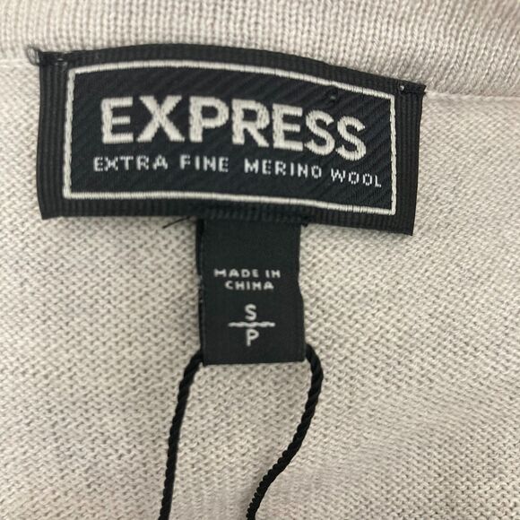 Express Men's Merino Wool Sweater Size S NWT V-Neck Oatmeal Extra Fine Wool - Picture 13 of 16